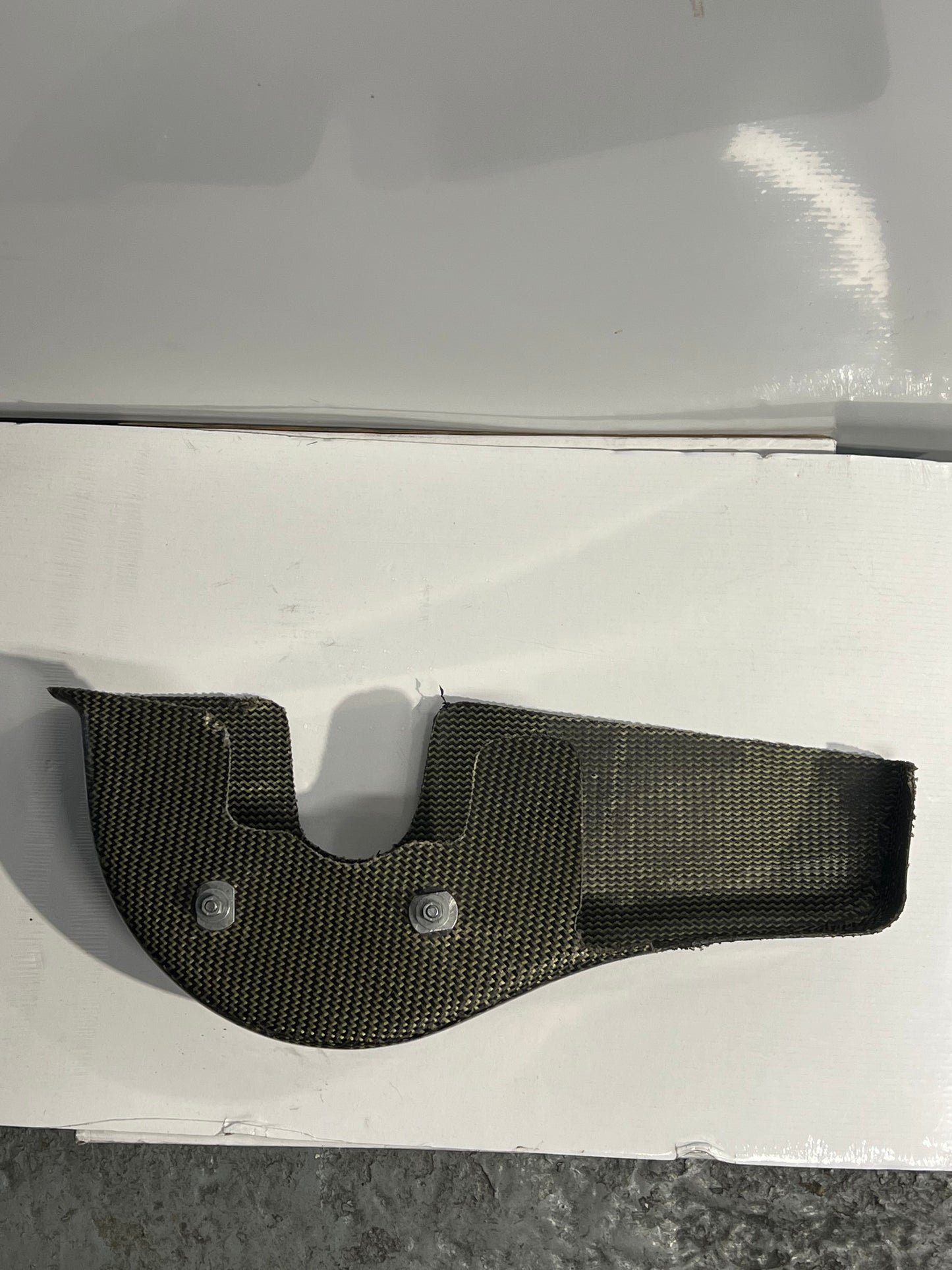 IZTECH CARBON CHAIN GUARD LIGHTWEIGHT